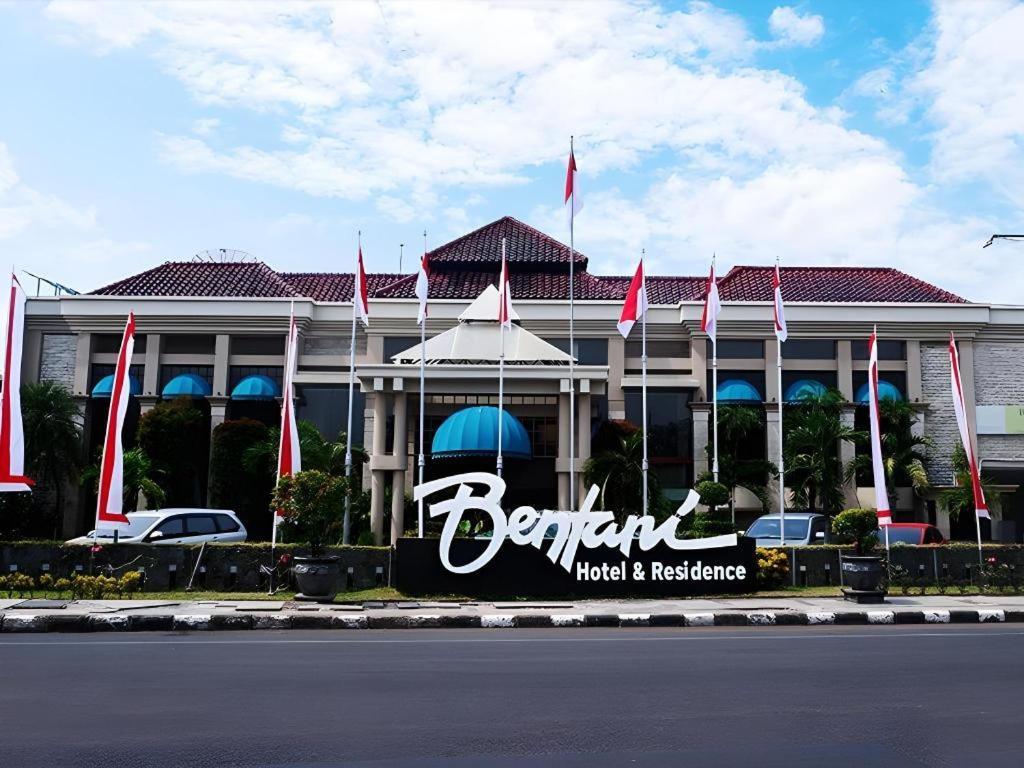 Bentani Hotel & Residence 치레본 외부 사진