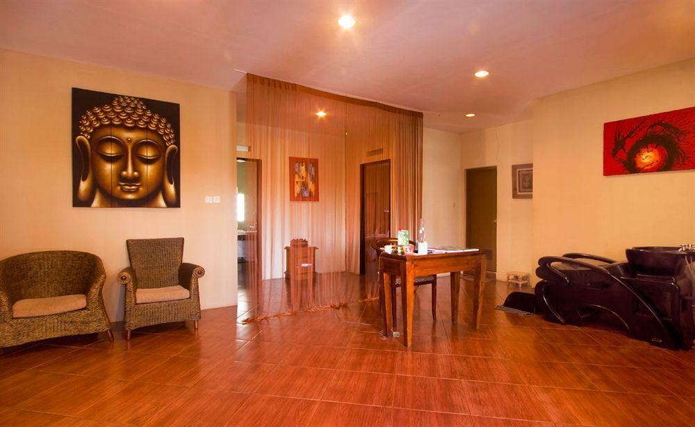 Bentani Hotel & Residence 치레본 외부 사진