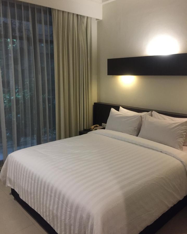Bentani Hotel & Residence 치레본 외부 사진