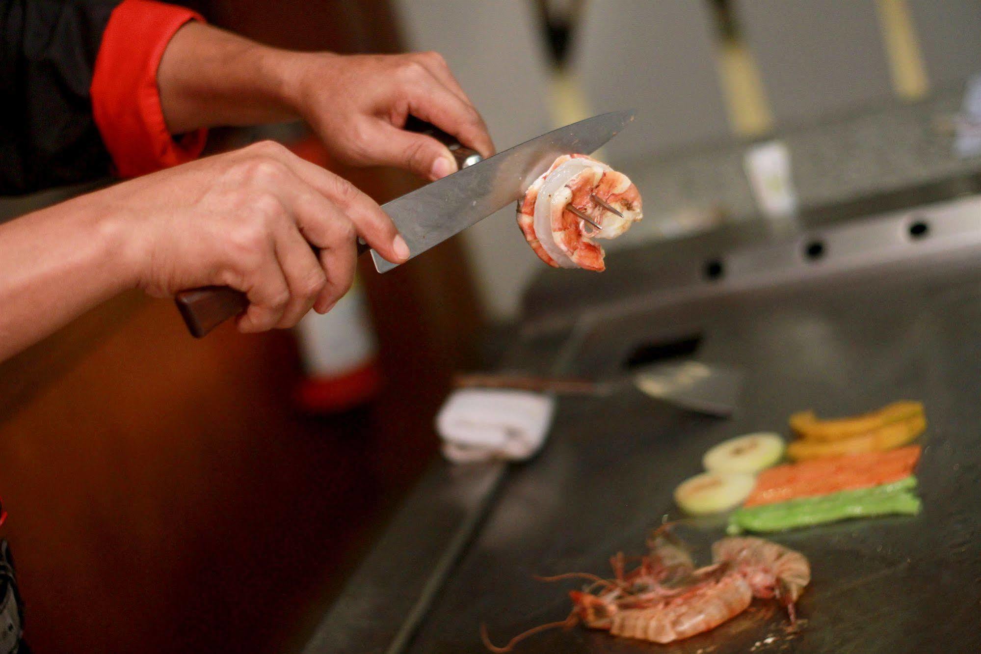 Bentani Hotel & Residence 치레본 외부 사진